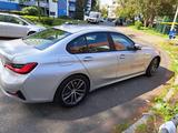 BMW 320d  NAVI, KLIMA, HEAD-UP DISPLAY - BMW 320 Gebrauchtwagen in Frankfurt