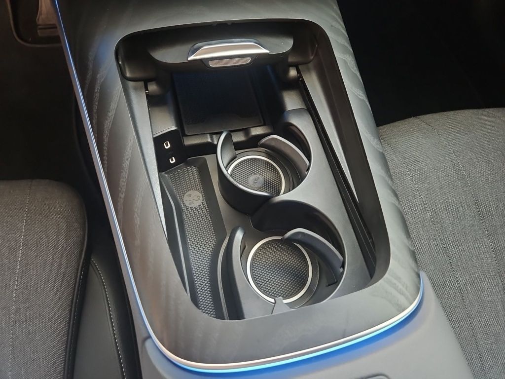 Fahrzeugabbildung Mercedes-Benz E 220 dT ACC LED AHK Burmester4D Winterpaket