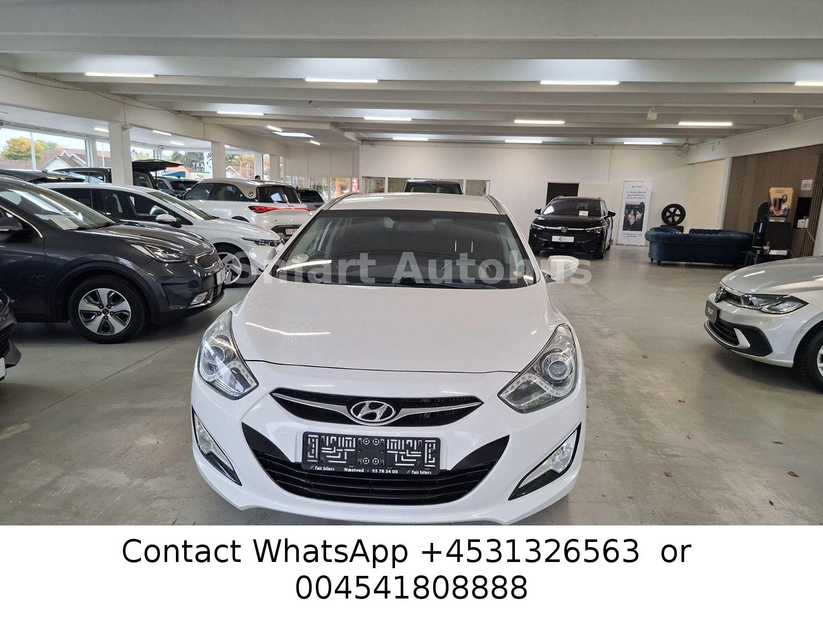 Hyundai i40 2014 — rear view