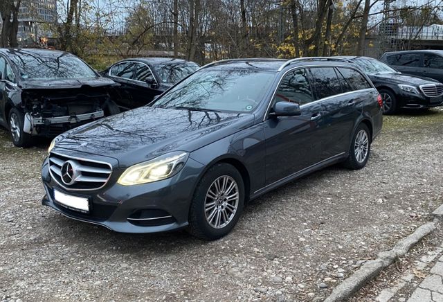 Mercedes-Benz E 220 E  T-Modell E 220 CDI BlueEfficiency Avant