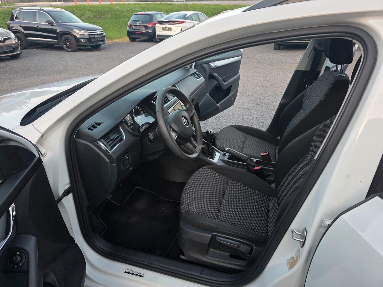 Skoda Octavia Combi Ambition