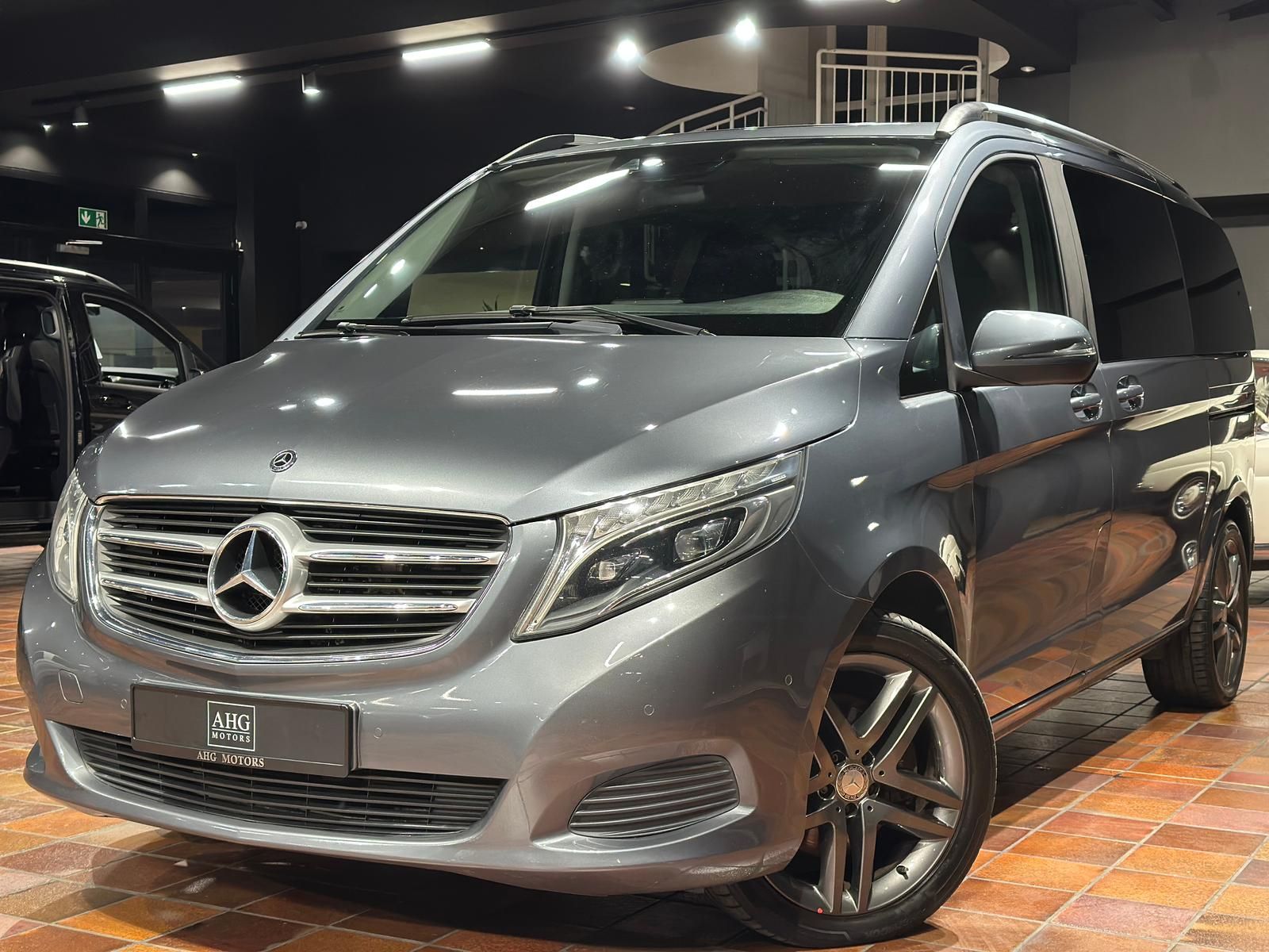 MERCEDES-BENZ V 250 KOMPAKT 2xSTÜR 6xEINZELSITZE 2xKLIMA STAND