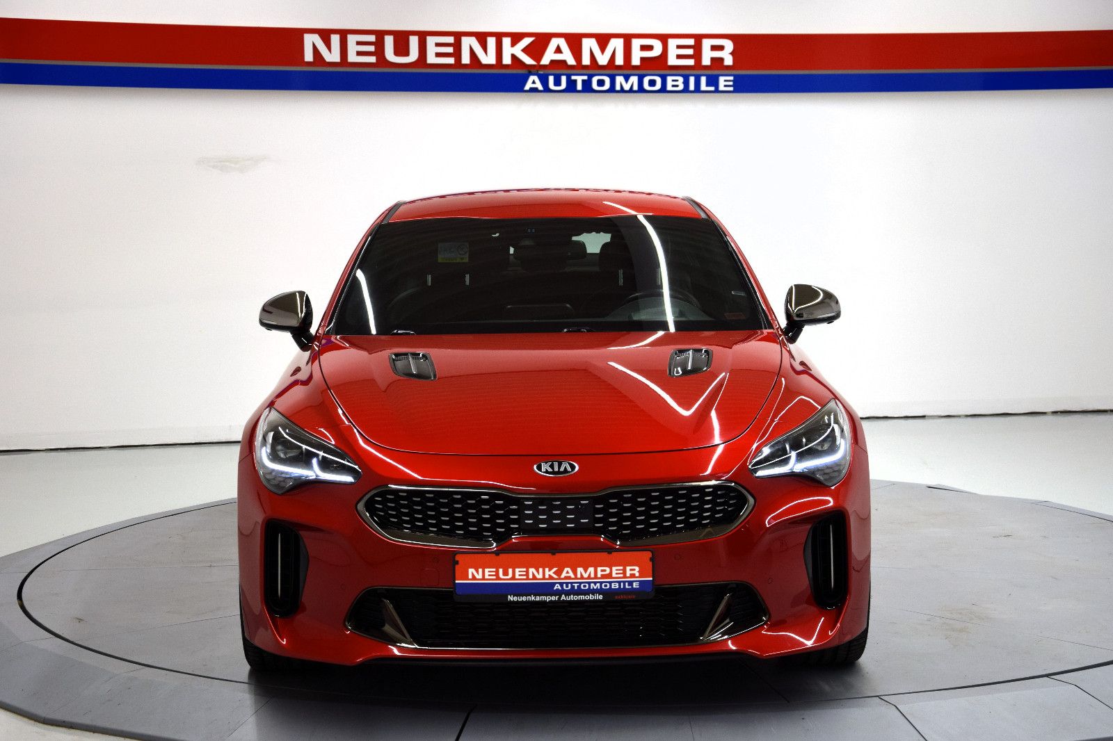 Fahrzeugabbildung Kia Stinger GT 4WD Bi-LED ACC HuD Sitzlüftung 2.Hand