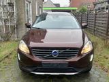 Volvo XC60 D4 AWD Kinetic Geartronic Kinetic Navi Eınp - Volvo XC60 mit Diesel-Antrieb: Geländewagen, Awd Kinetic