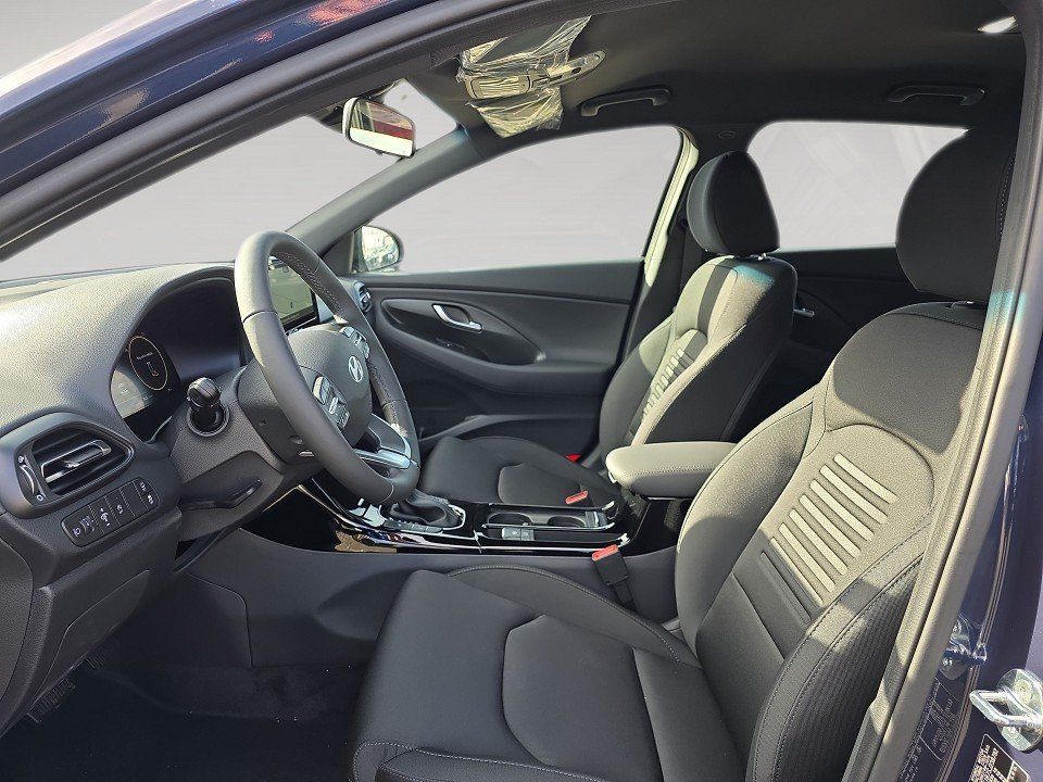 Fahrzeugabbildung Hyundai i30 1.0T 100PS DCT ADVANTAGE Plus-Paket