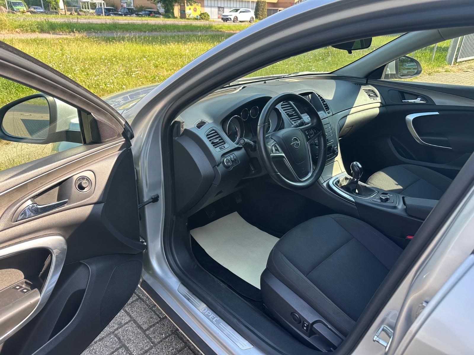 Opel Insignia A Sports Tourer Edition*NAVI*PDC