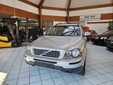 Volvo XC90 2.4 D Momentum 7.Sitzer Leder AHK SSD Autom - Volvo XC90: 2.4