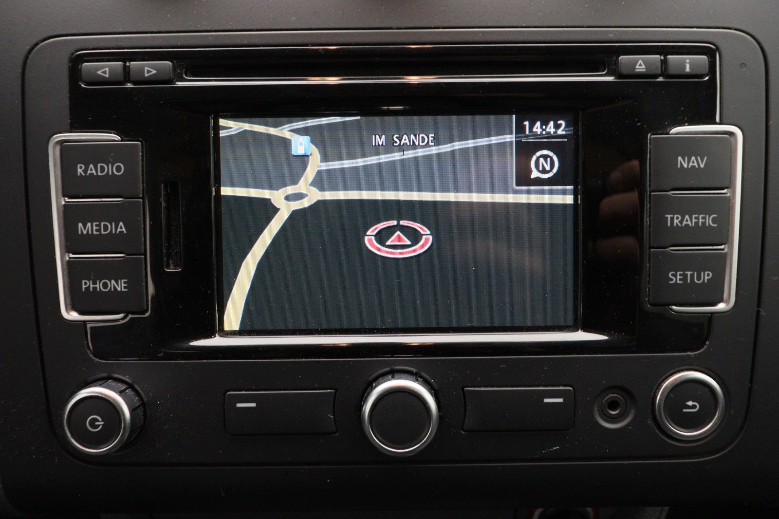 Fahrzeugabbildung Volkswagen Touran Life BMT AHK Navi PDC