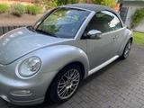 Volkswagen Beetle - Volkswagen Beetle aus 2004: Cabrio