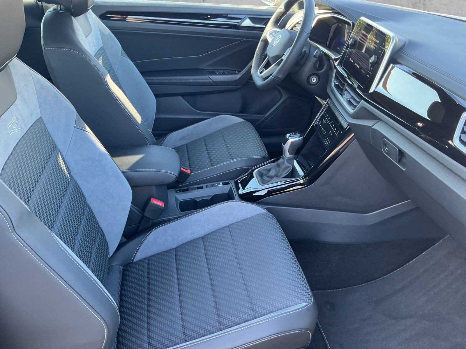 Volkswagen T-Roc - Bild 13