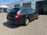 Skoda Octavia Combi Style 179PS Bi-Xenon DAB Garantie - Skoda Octavia: Style