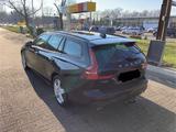 Volvo V60 B3 DCT Momentum Momentum - Volvo V60 von privat