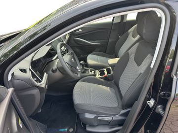Opel Grandland Enjoy 1,2 Turbo 130 Carplay+RFK+LED