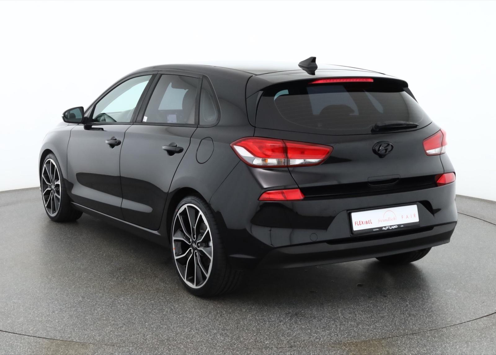 Hyundai i30 1.6 CRDi Aut. Navi Sitzheizung Kamera