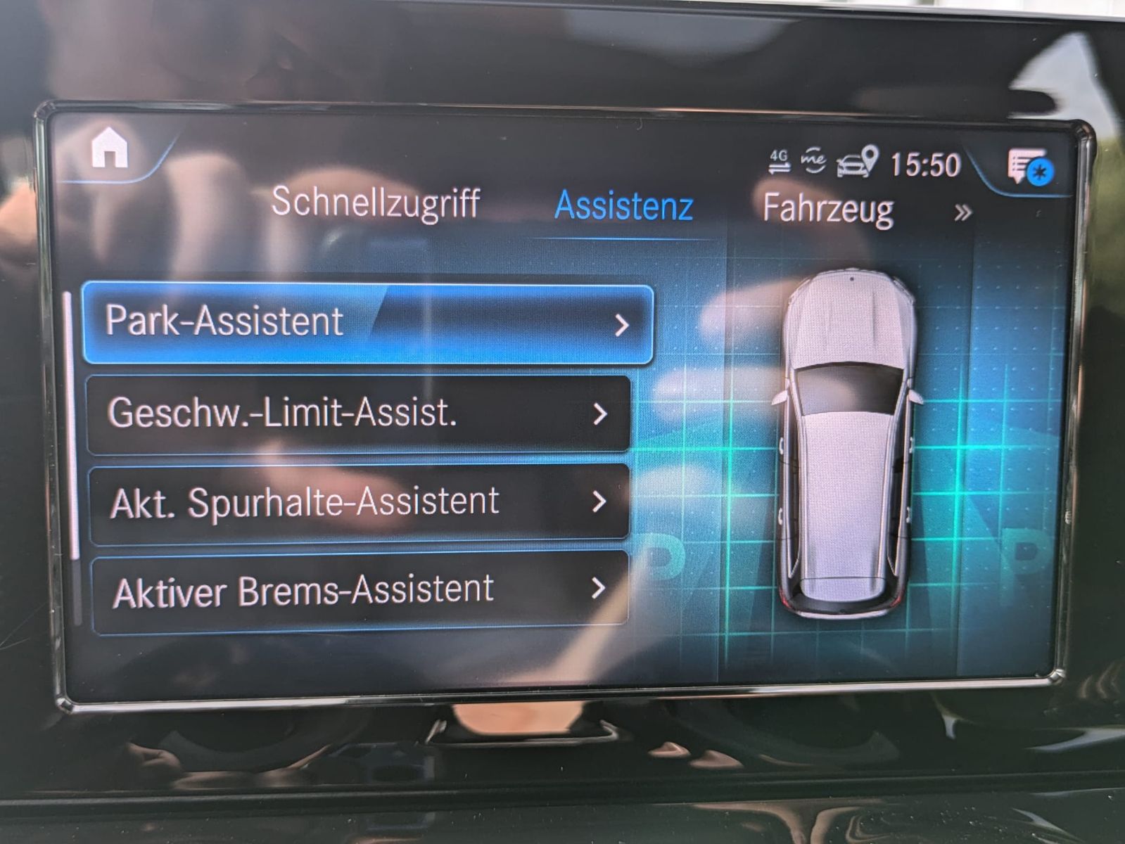 Fahrzeugabbildung Mercedes-Benz GLB 200 d AMG/PANO/LED/ALCANTARA/AHK/Navi/APP