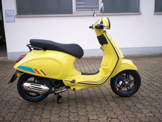 Vespa Winteraktion Primavera 50 S neus Modell