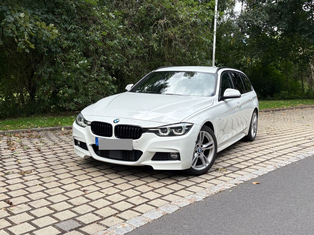 Image of BMW 320