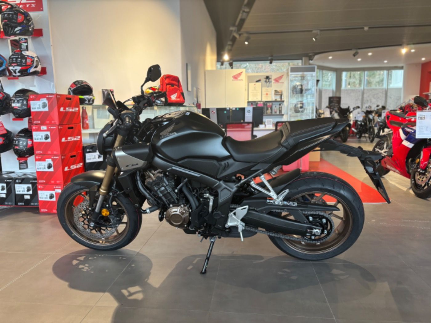 Fahrzeugabbildung Honda CB 650 R E-Clutch 6 Jahre Garantie NEU!