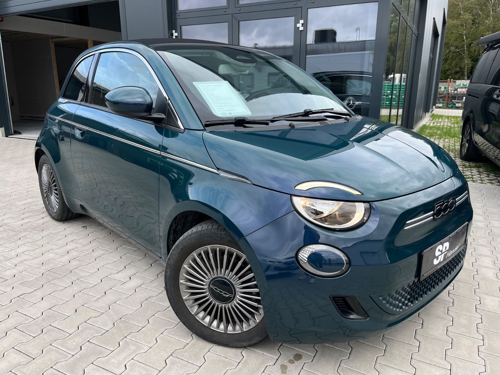 Fiat 500e 42kw/h KOMFORT-STYLE-TECHP. APPLE-CAR-PLAY