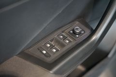 VW T-Roc 1.5 TSI Sport | Navi | App | ACC | AHK VW T-Roc 1.5 TSI Sport | Navi | App | ACC | AHK