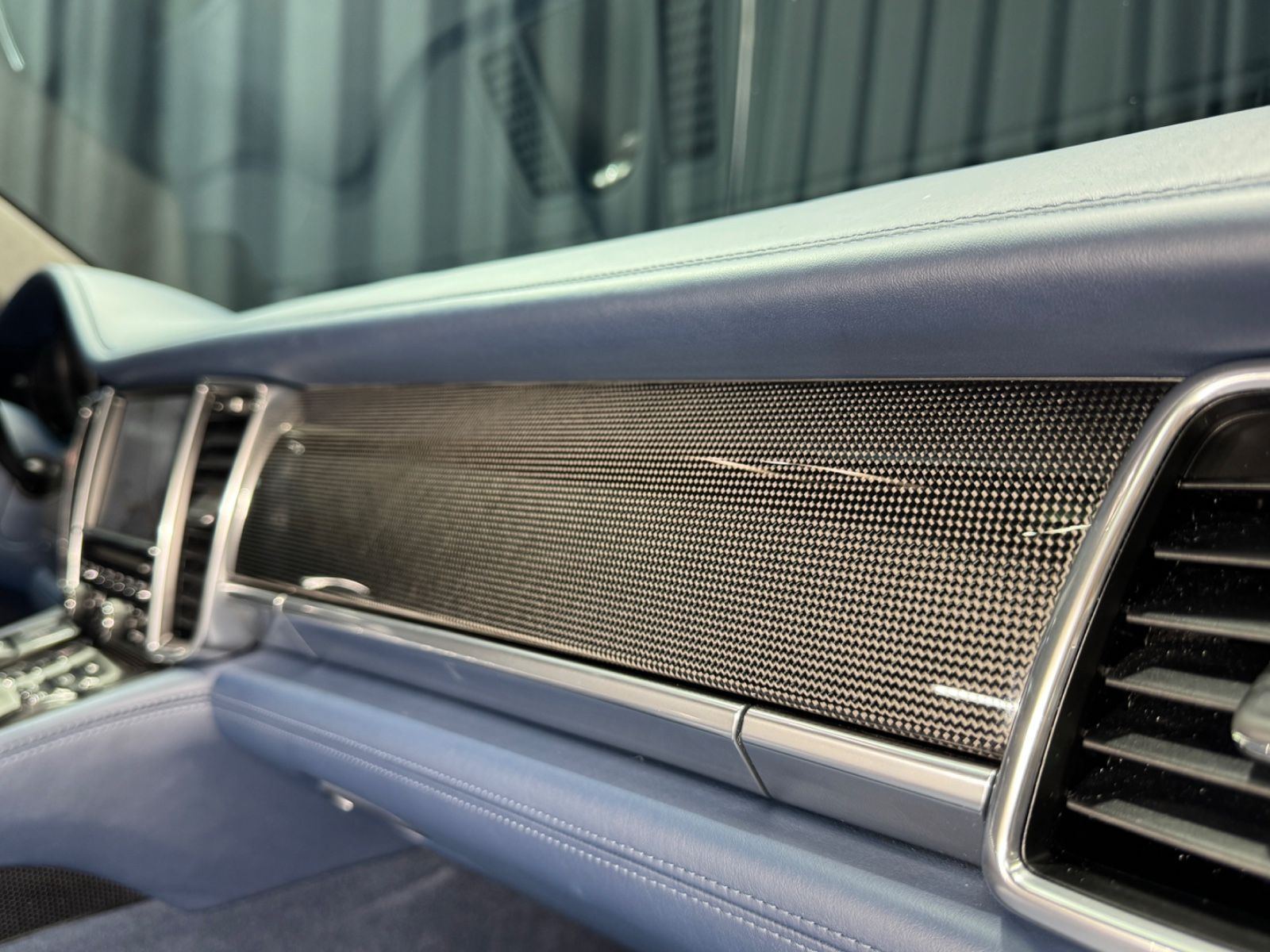 Fahrzeugabbildung Porsche Panamera Turbo|CERAMIC|CARBON|1.HAND|EXCLUSIVE|