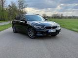 BMW 320d Automatik - Laser - HUD - Driving Assistent - BMW 320 Gebrauchtwagen in Karlsruhe
