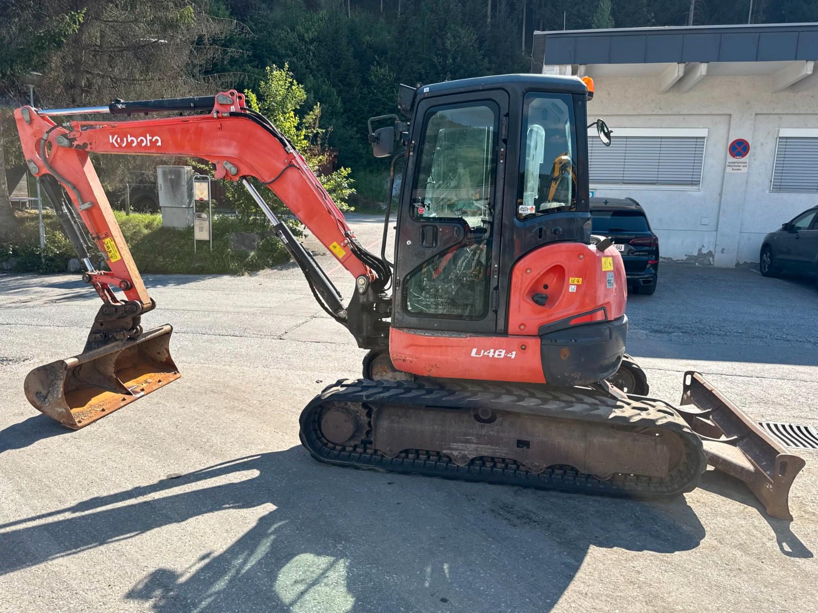 Kubota U48-4