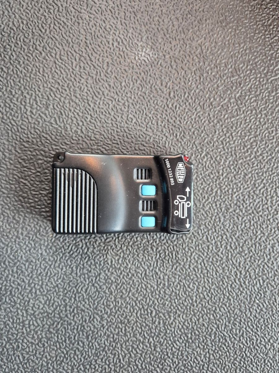 Fahrzeugabbildung Iveco AT300X54Z HR OFF Bordmatik AHK Intarder