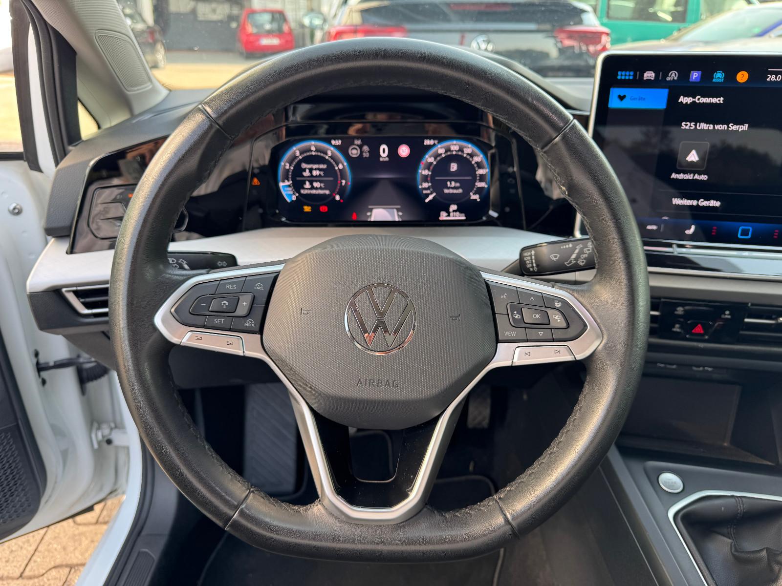 Volkswagen Golf VIII Lim. 1.5 TSI Life Panoramadach, миниатюра 10