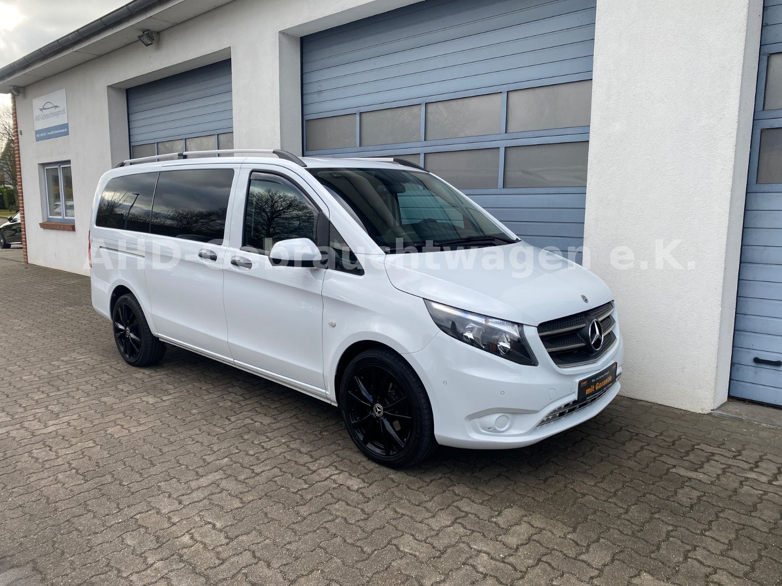 Fahrzeugabbildung Mercedes-Benz Vito Tourer 114/116/119 CDI Edition lang