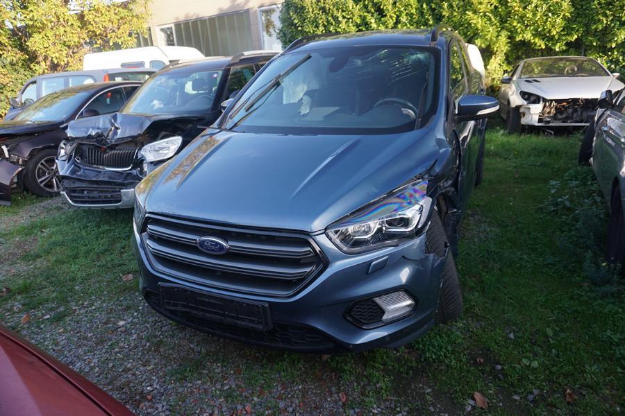 Ford Kuga ST-Line Allrad 4x4