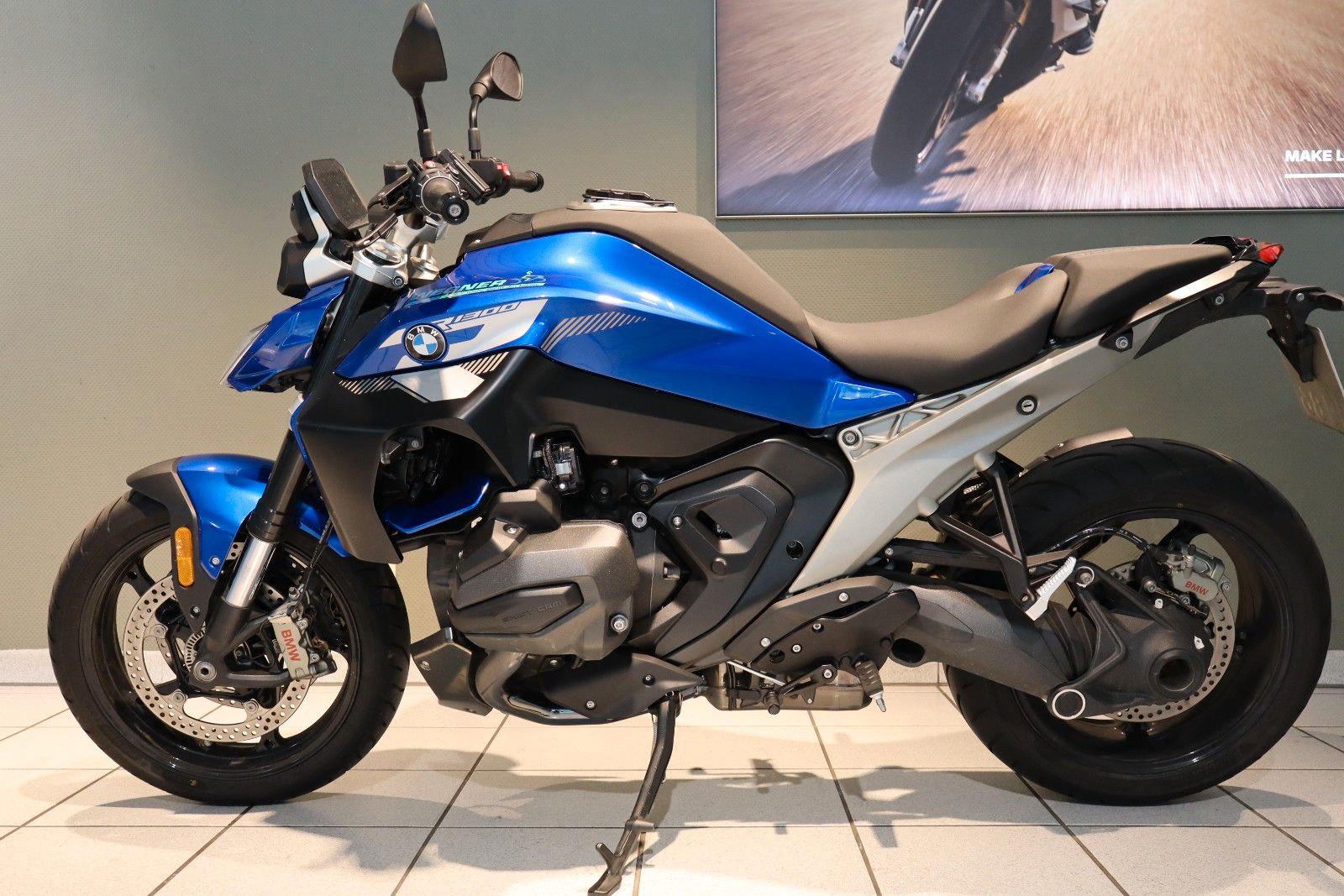 Fahrzeugabbildung BMW R 1300 R Style Exclusive