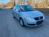 Volkswagen Polo 9N 1.2 2006 sehr gepflegt ... - Volkswagen Polo: Coupe