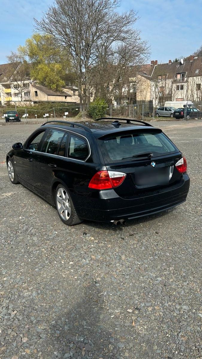BMW 325 2005 — engine 218 HP (160kW)