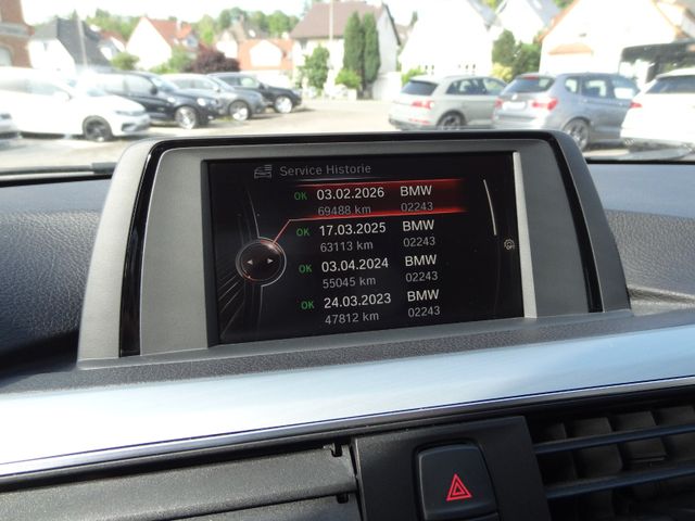 Fahrzeugabbildung BMW 318i Sport Line/1.Hd/70TKM/SitzH/PDC/