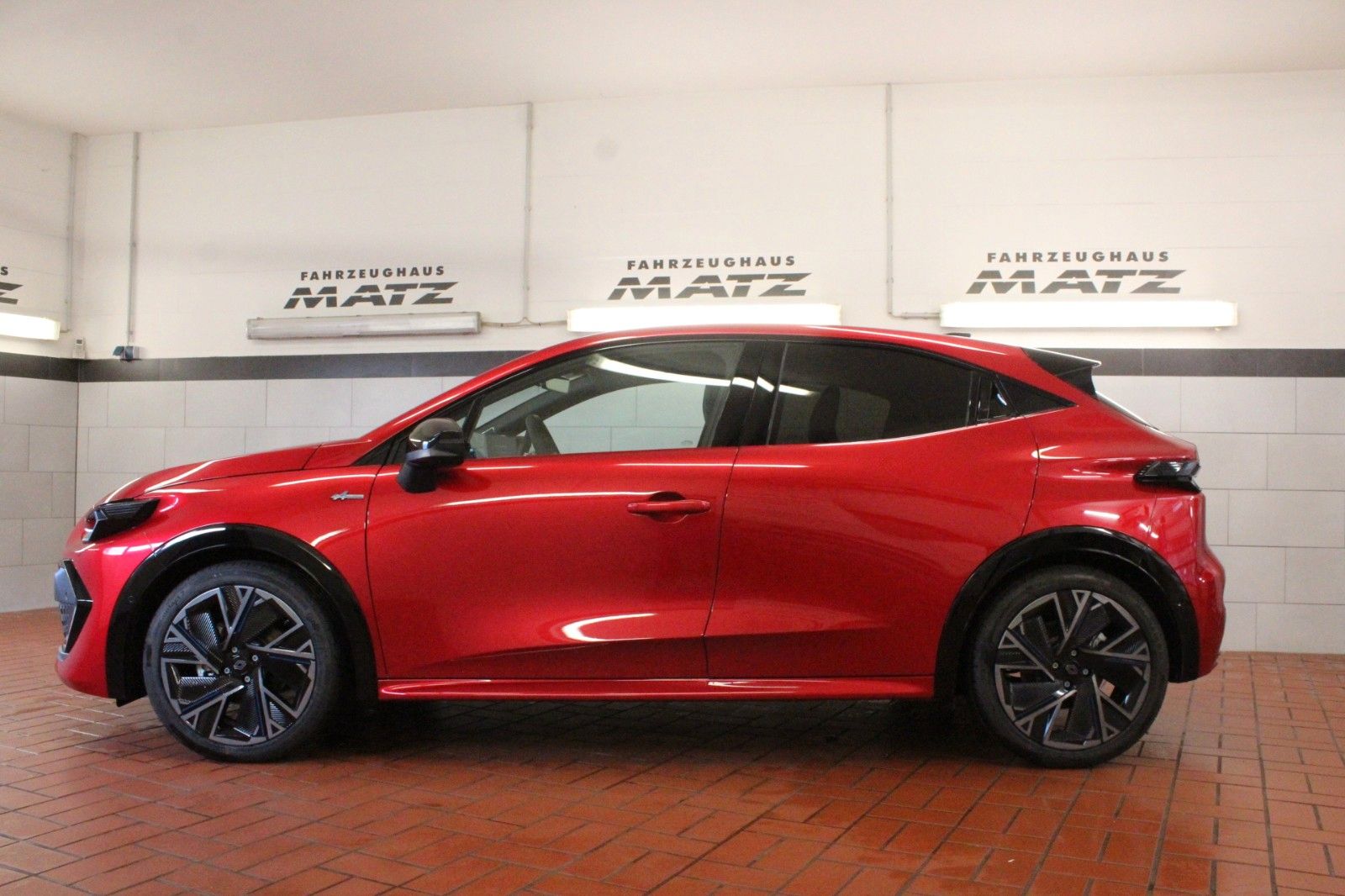 Fahrzeugabbildung Renault Clio VI E-Tech 160 Full Hybrid Esprit Alpine