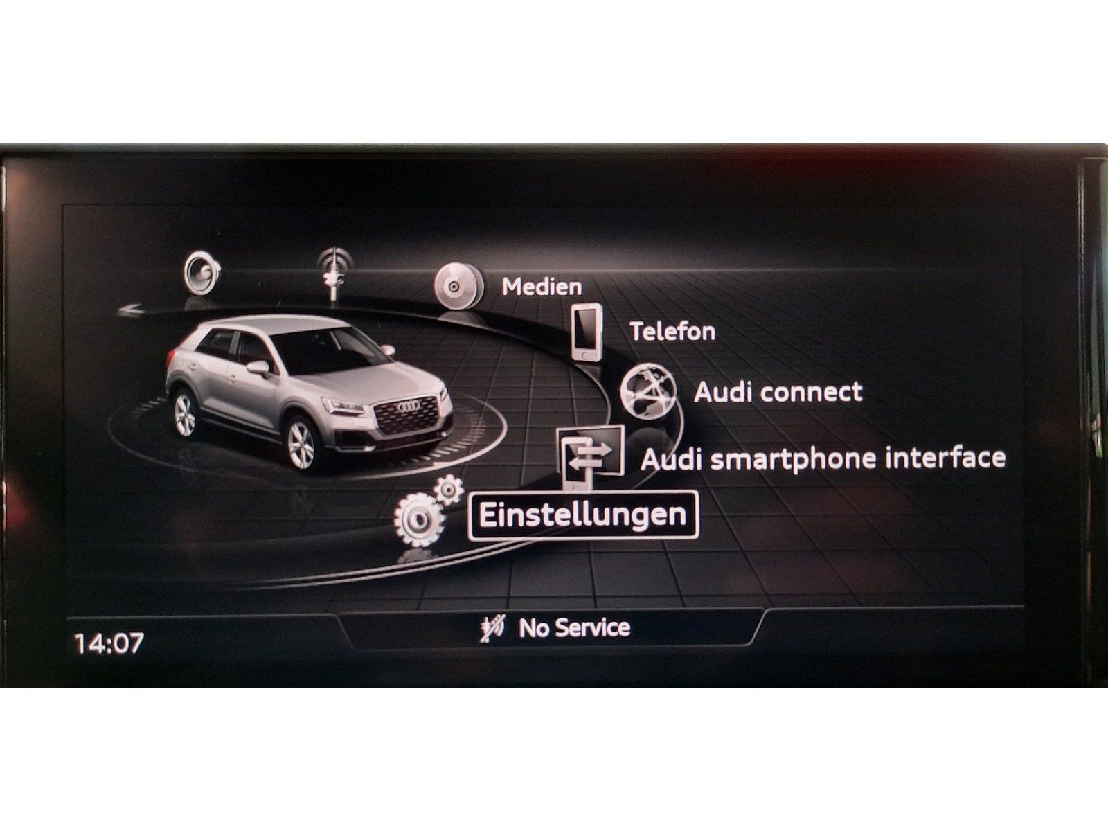 Fahrzeugabbildung Audi Q2 30 TFSI advanced *Cam*PDC*LED*Sitzhzg*ACC*