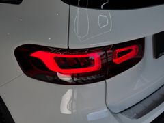 MERCEDES-BENZ GLB 35 AMG*CAM*AMBIENTE*AHK*ACC*NIGHT*SOUND*LED*