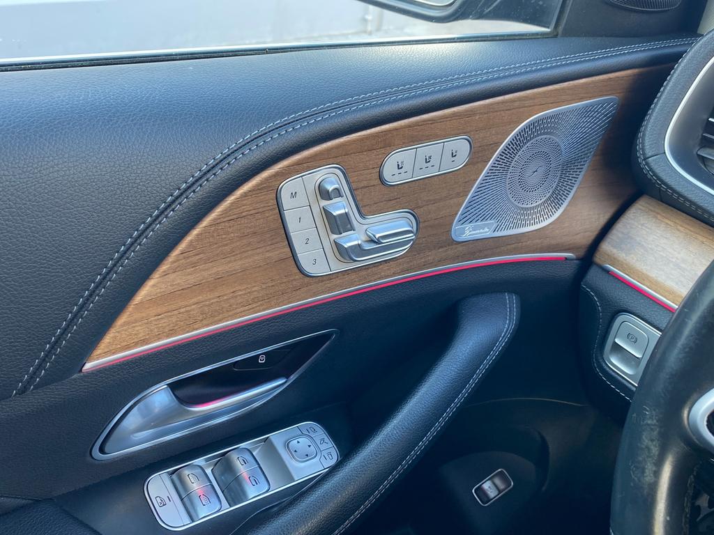 Mercedes-Benz GLS 400