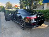 Mercedes-Benz GLC 300 4MATIC Coupé Autom.  AMG Line - Mercedes-Benz GLC 300 mit Benzin-Antrieb: Coupe, Schwarz