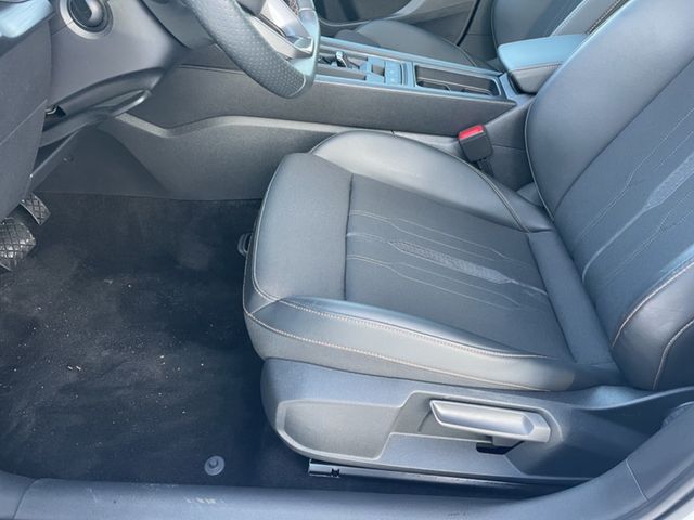 Cupra Formentor 1.5 TSI DSG ACC LED CAM SHZ PDC ALU