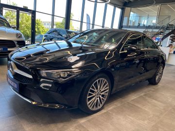 Mercedes-Benz CLA 180 *NAVI*LANE-ASSIST*KAMERA*NAVI*PDC*SZHZ*