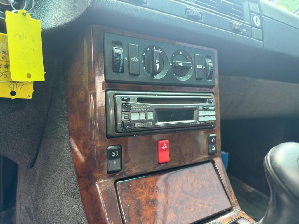 Mercedes-Benz SL 300