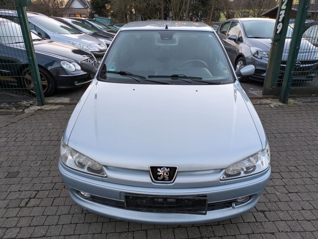 Peugeot 306