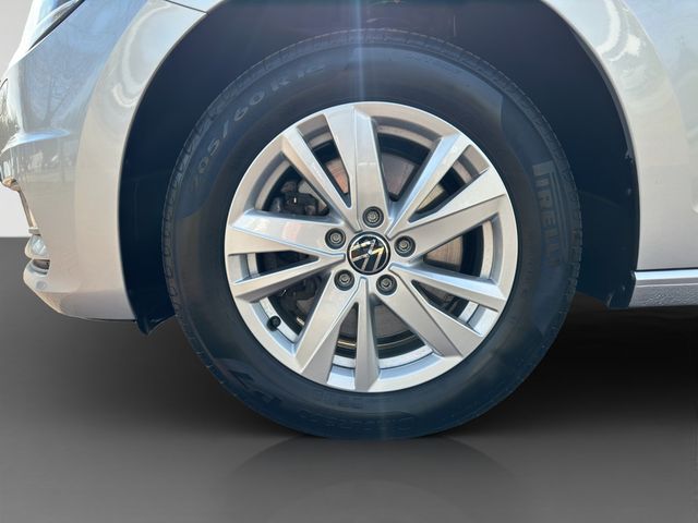 Touran 2.0 TDI Comfortline DSG SHZ NAVI AHK ACC