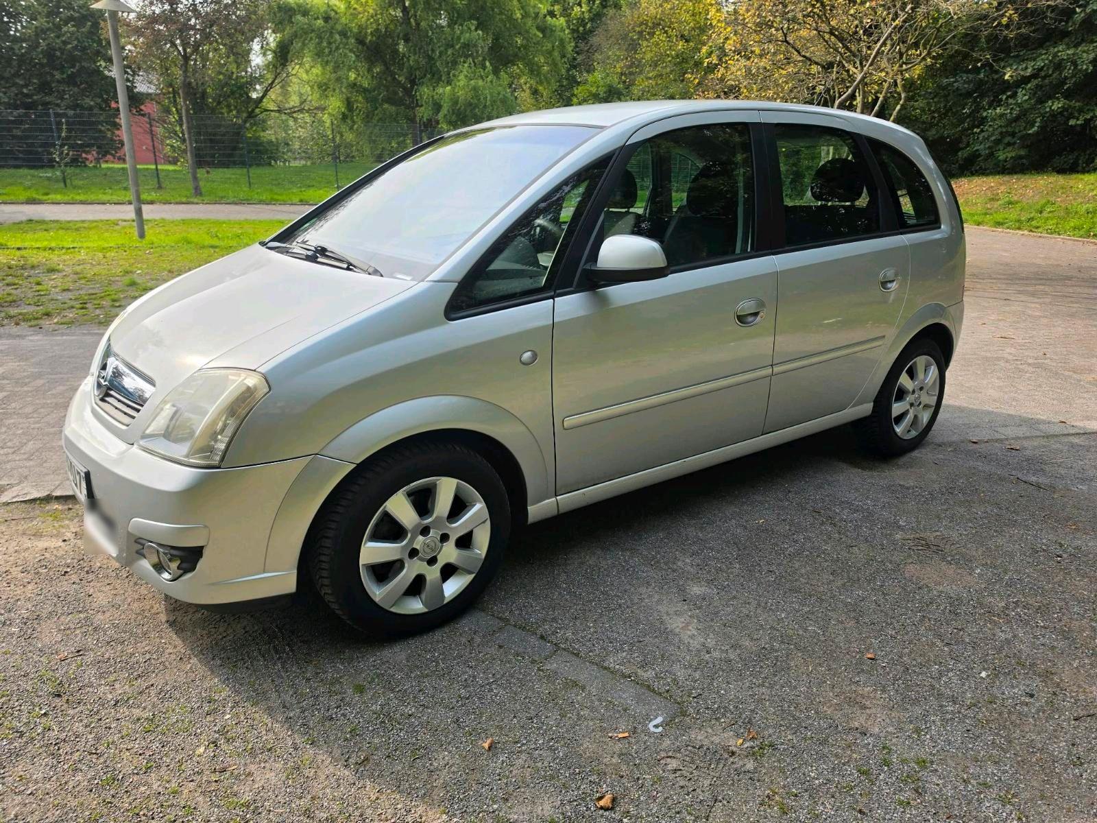 Opel Meriva 2006 — rear view