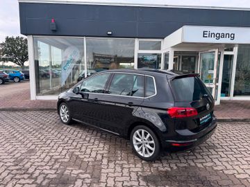 Volkswagen Golf - 5