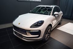 PORSCHE Macan S*CHRONO*PANO*PDLS+*ACC*360*BICOLOR*MEMORY
