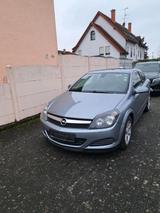 Opel Astra GTC 1.9 120ps Automatik - Opel Astra mit Diesel-Antrieb: Coupe, 1.9