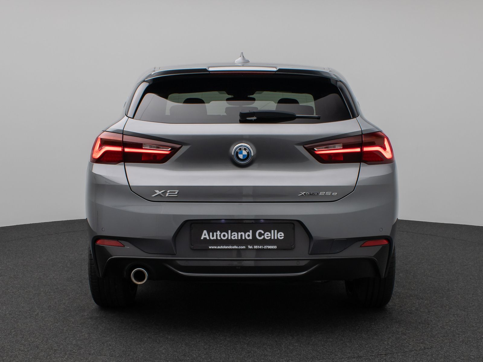 Fahrzeugabbildung BMW X2 xD25e M Sport HUD DAB HiFi LED Alarm 20Zoll
